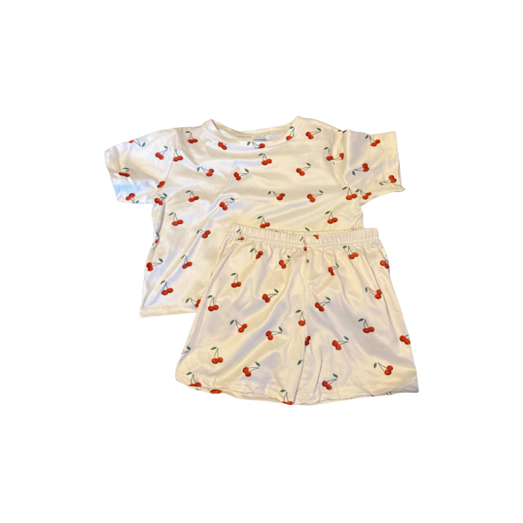 white short t shirt​